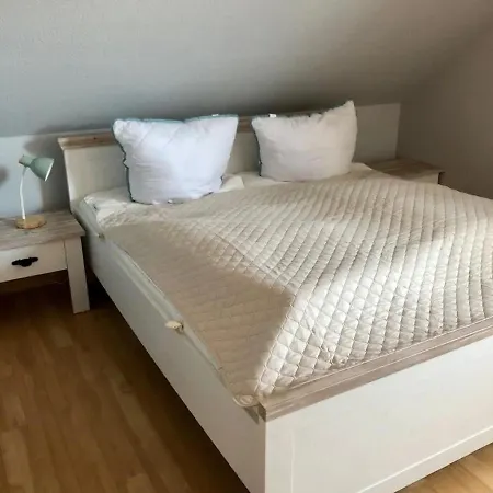 Ferienhaus Garten, Sonnenterrasse Und Strandkorb